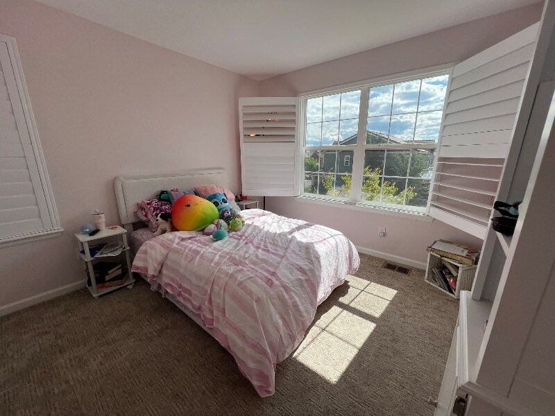 Building Photo - 651 Tiger Lily Way