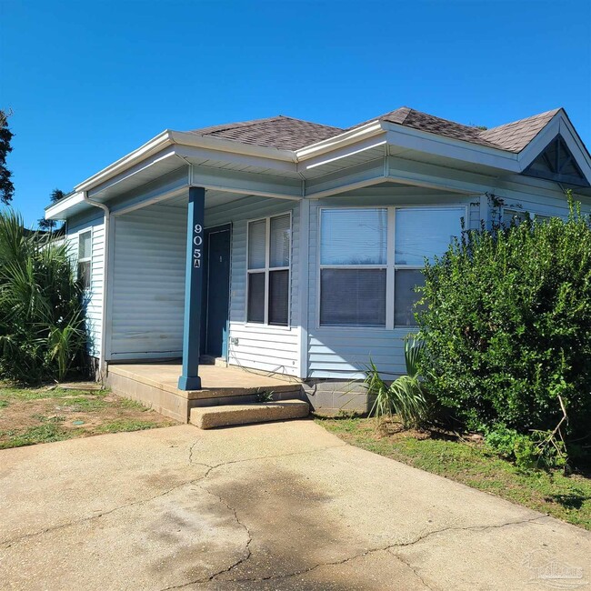 Primary Photo - 905 N N St