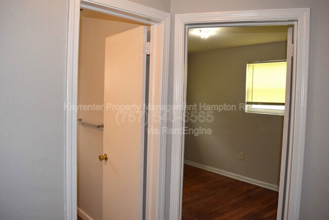 Building Photo - 1216 Hoover Ave