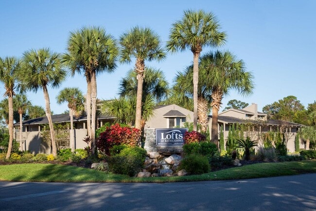 Building Photo - 8050 Baymeadows Cir W
