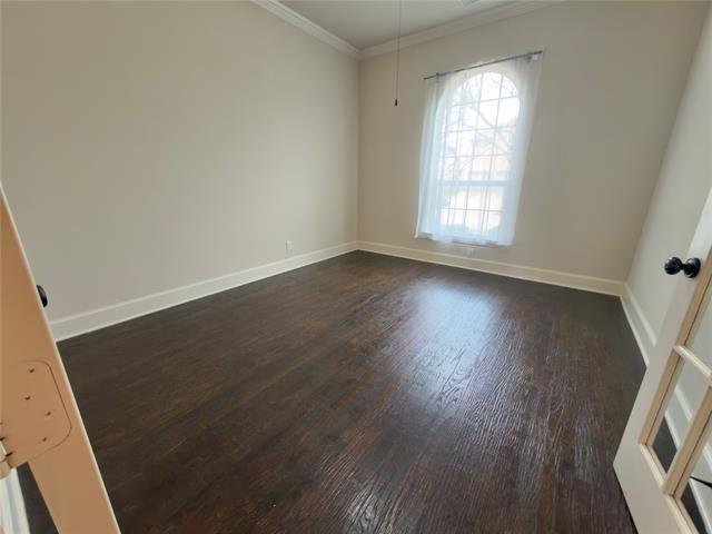 Building Photo - 408 Paluxy Dr