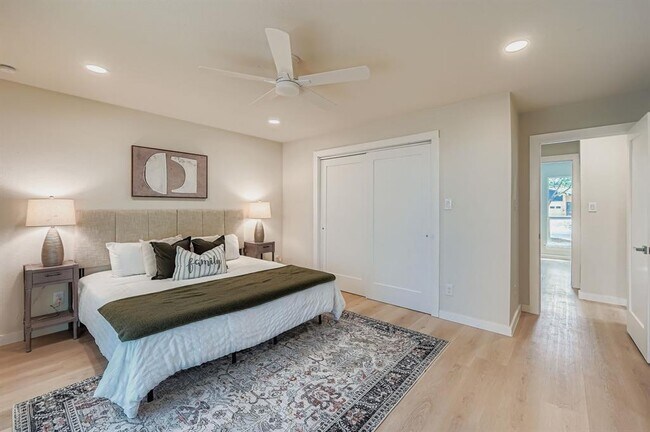 Building Photo - 7806 Whitsun Dr