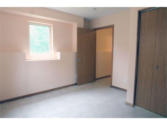 Building Photo - 23179 Arrowhead St NW