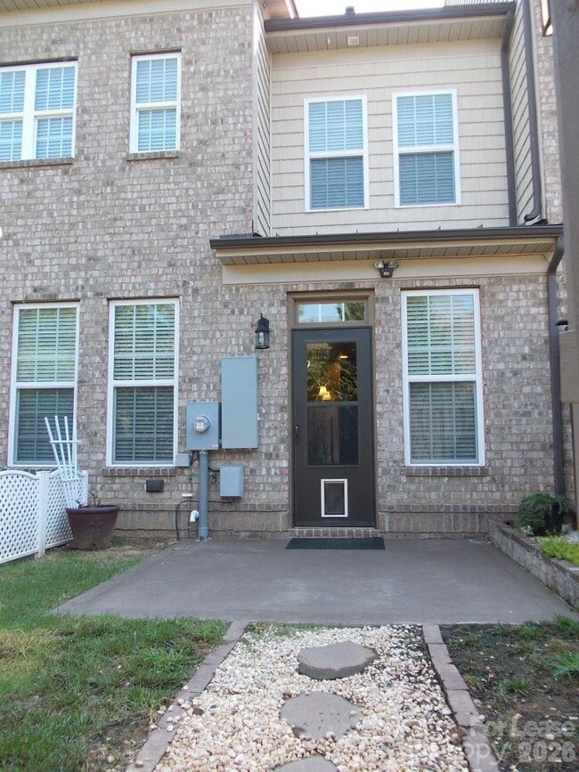 Building Photo - 9525 Burford Ln NW