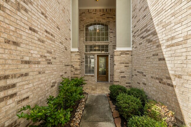 Building Photo - 6830 Jasmine Pl