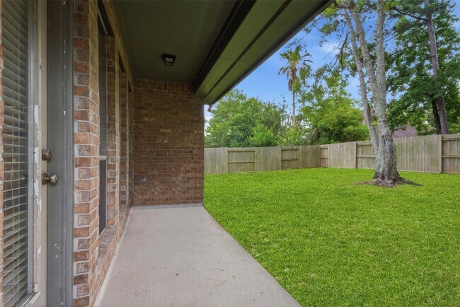 Building Photo - 3331 Lost Maple Forest Ct
