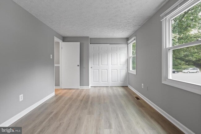 Building Photo - 8353 Fern Leaf Ct