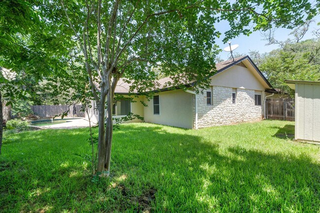 Building Photo - 3215 Sesbania Dr
