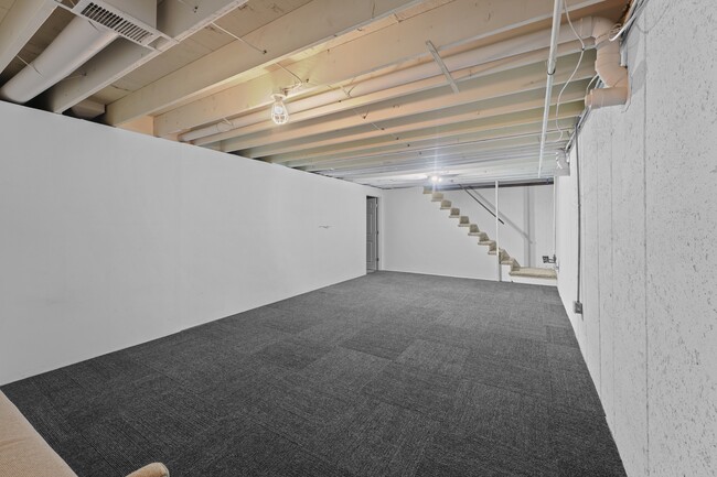 Building Photo - 1008 Forest Hills Dr