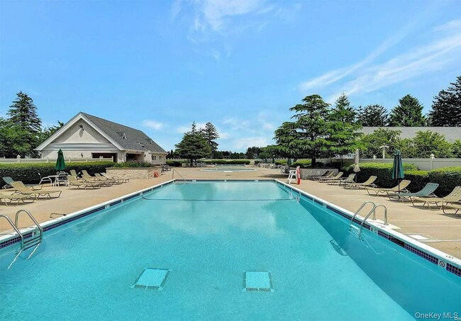 Building Photo - 23 Broadlawn Dr