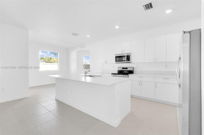 Building Photo - 27232 SW 159th Path