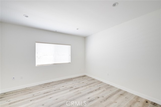 Building Photo - 14526 Hartland St