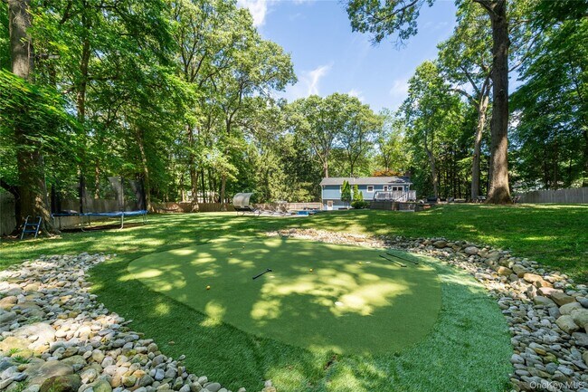 Building Photo - 9 E Stemmer Ln