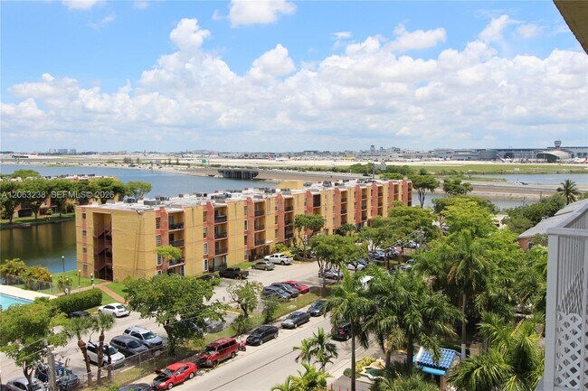 Building Photo - 801 NW 47th Ave