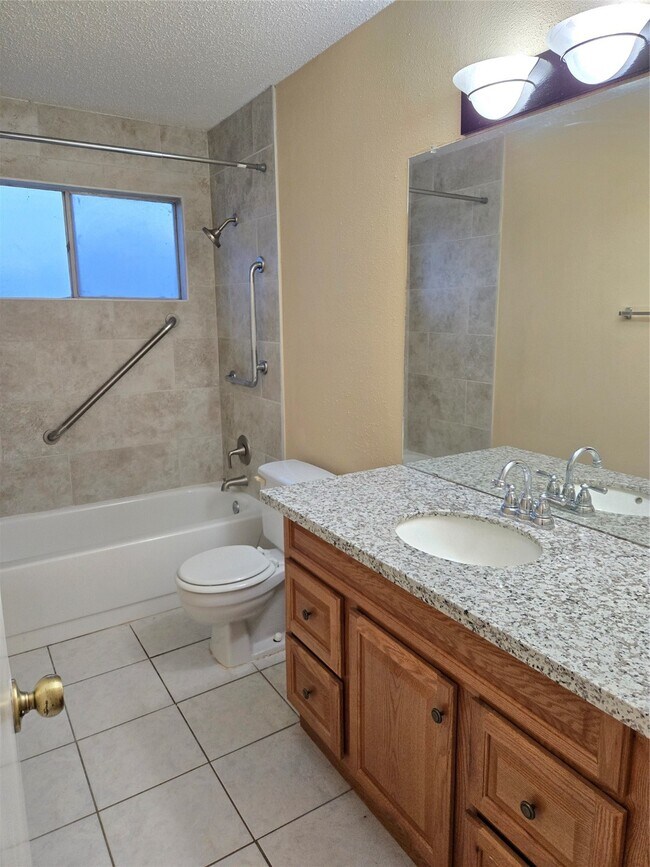 Building Photo - 3106 Timber View Ct