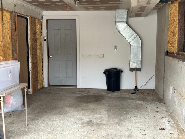 Building Photo - 4 Mark St