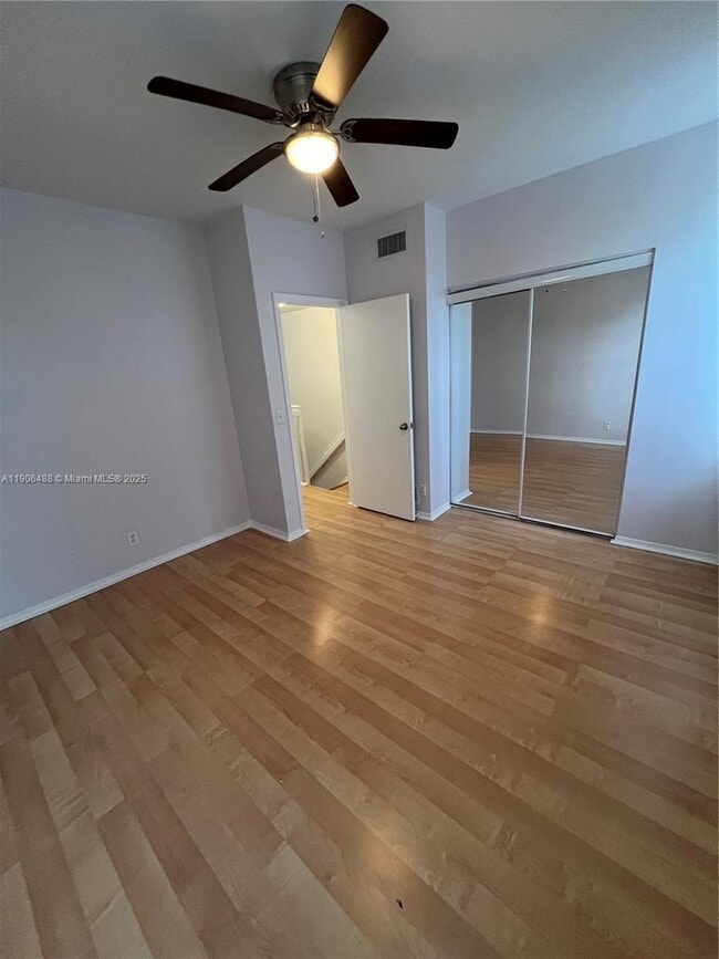 Building Photo - 16658 Hemingway Dr