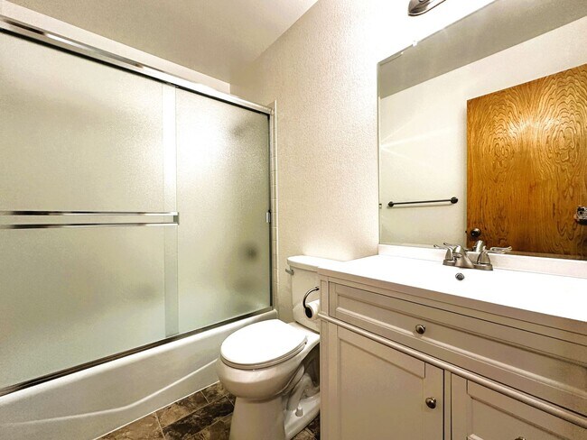 Building Photo - 2314 Sierra Creek Cir