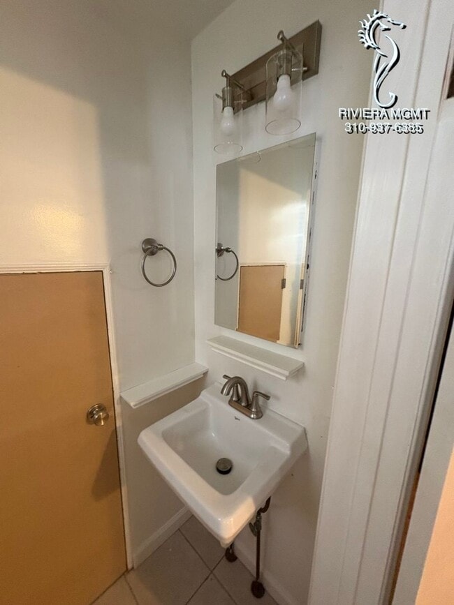 Building Photo - 367