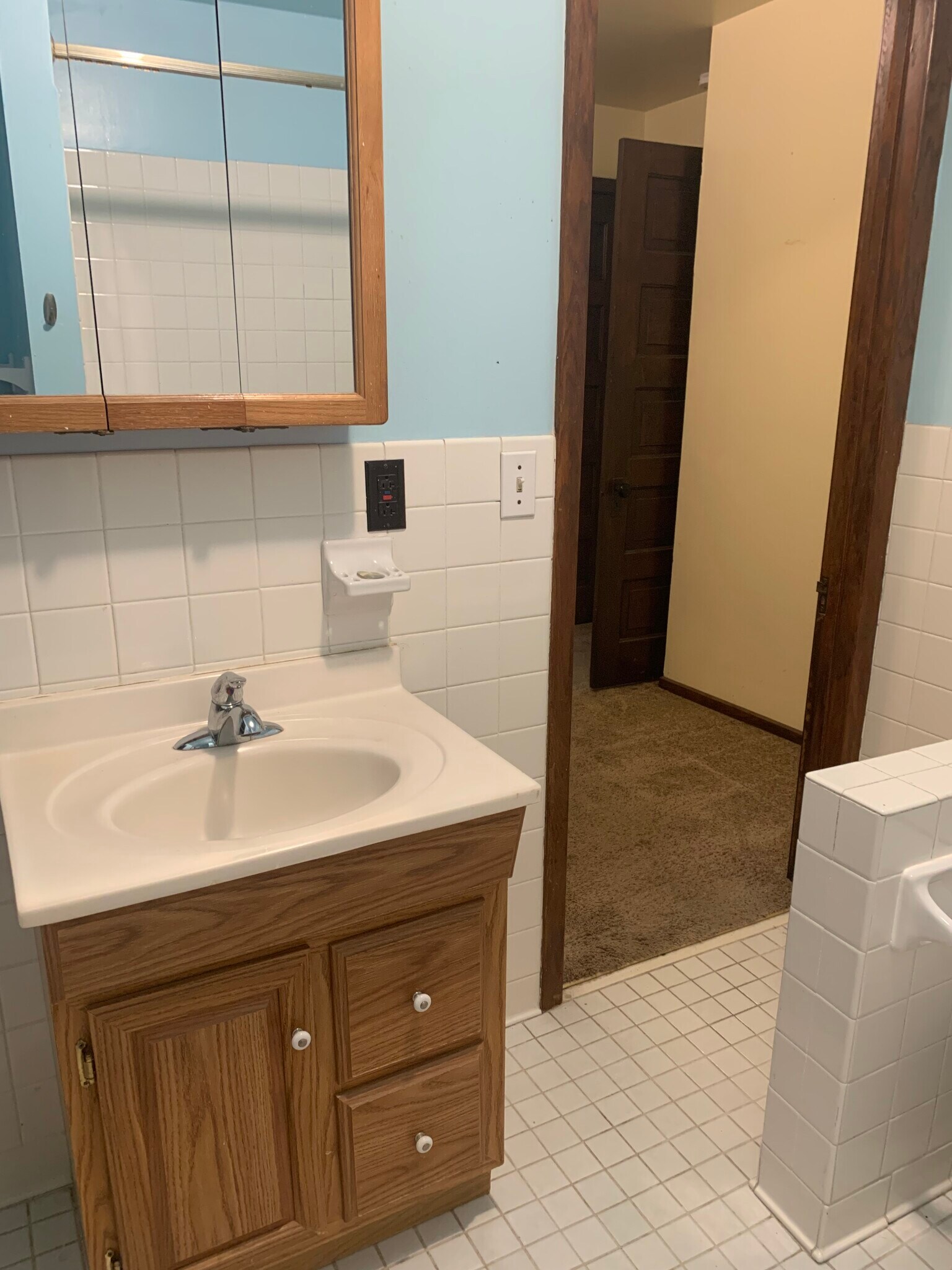 Building Photo - 431 Minnehaha Ave E