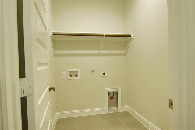 Building Photo - 244 Fire Rock Dr