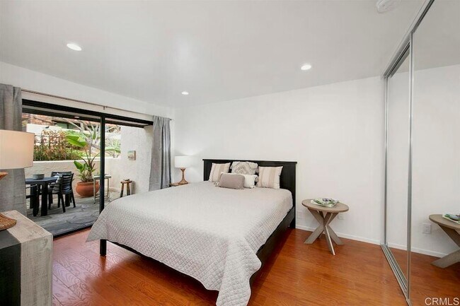 Building Photo - 2260 Del Mar Scenic Pkwy