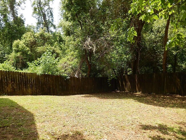 Building Photo - 1412 Calloway St