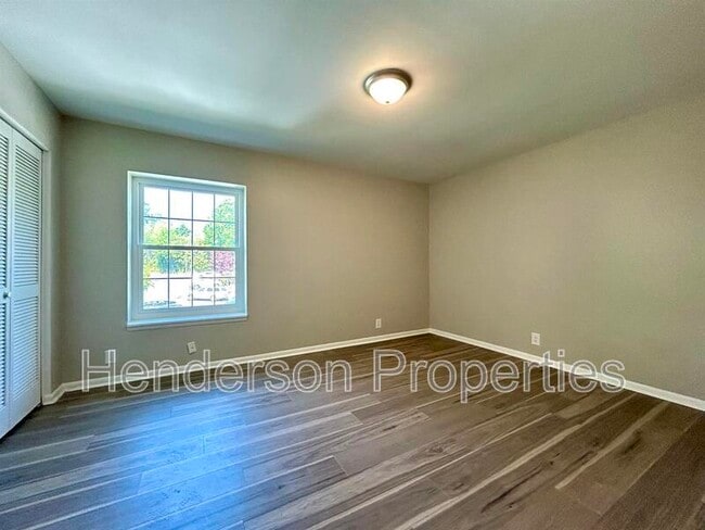 Building Photo - 2614-D Park Rd