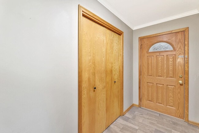 Building Photo - Coming available in February!