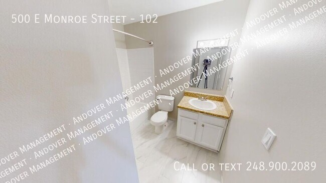 Building Photo - 500 E Monroe St