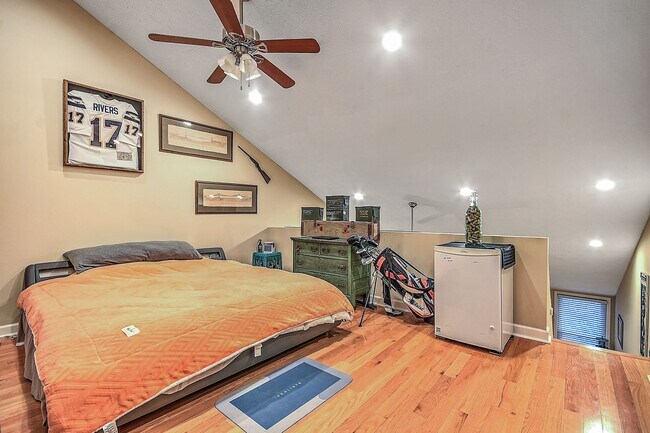 Building Photo - 3 Bedroom 2 Bath Condo  Blountville, TN