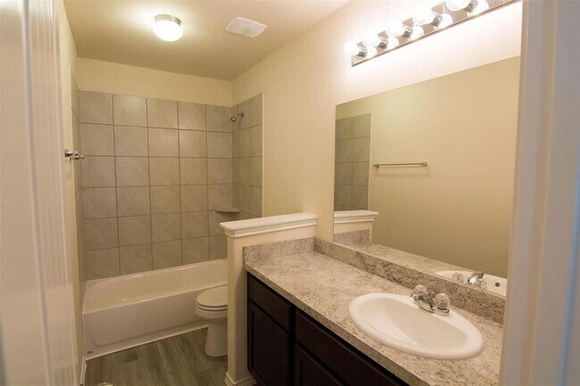 Building Photo - 22445 Clear Castle Dr