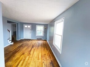 Building Photo - 2 BED 1 BATH BEAUTIFUL SINGLE FAMILY HOME ...