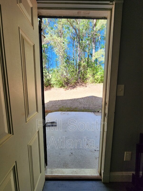 Building Photo - 2085 Winding Crossing Trail