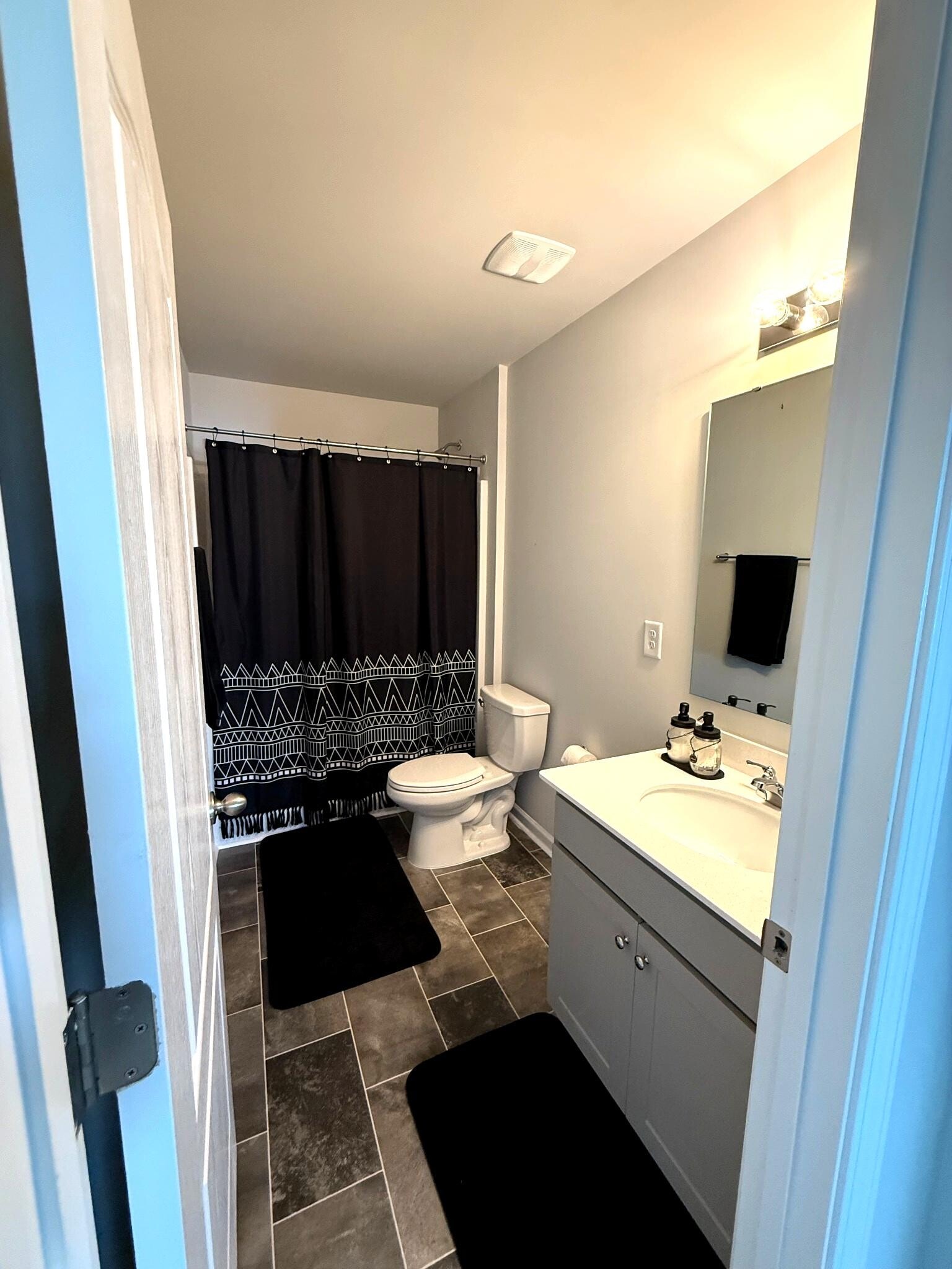 Spare Bathroom - 255 Fire Ln