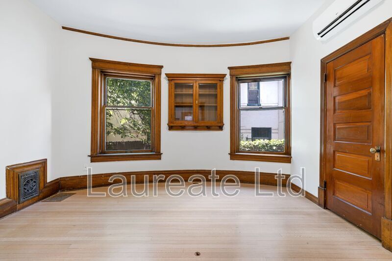 Building Photo - 1126 Lafayette St