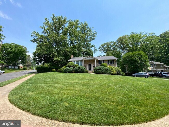 Building Photo - 4243 Worcester Dr