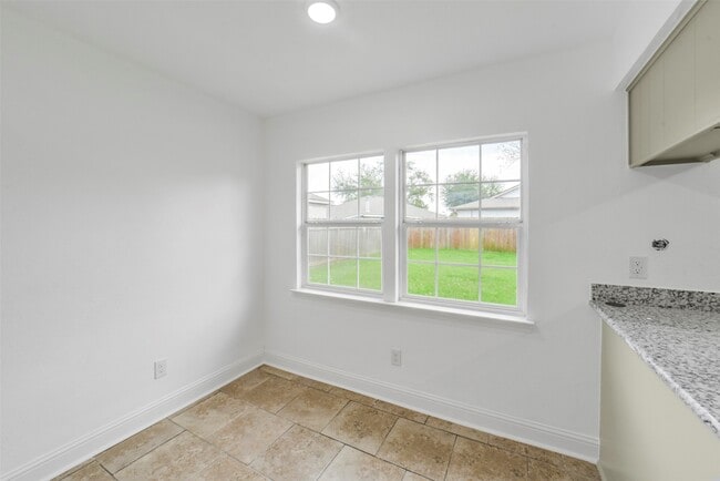 Building Photo - 10715 Nobility Dr