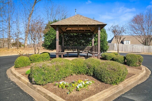Building Photo - 12176 Preserve Woods Ln