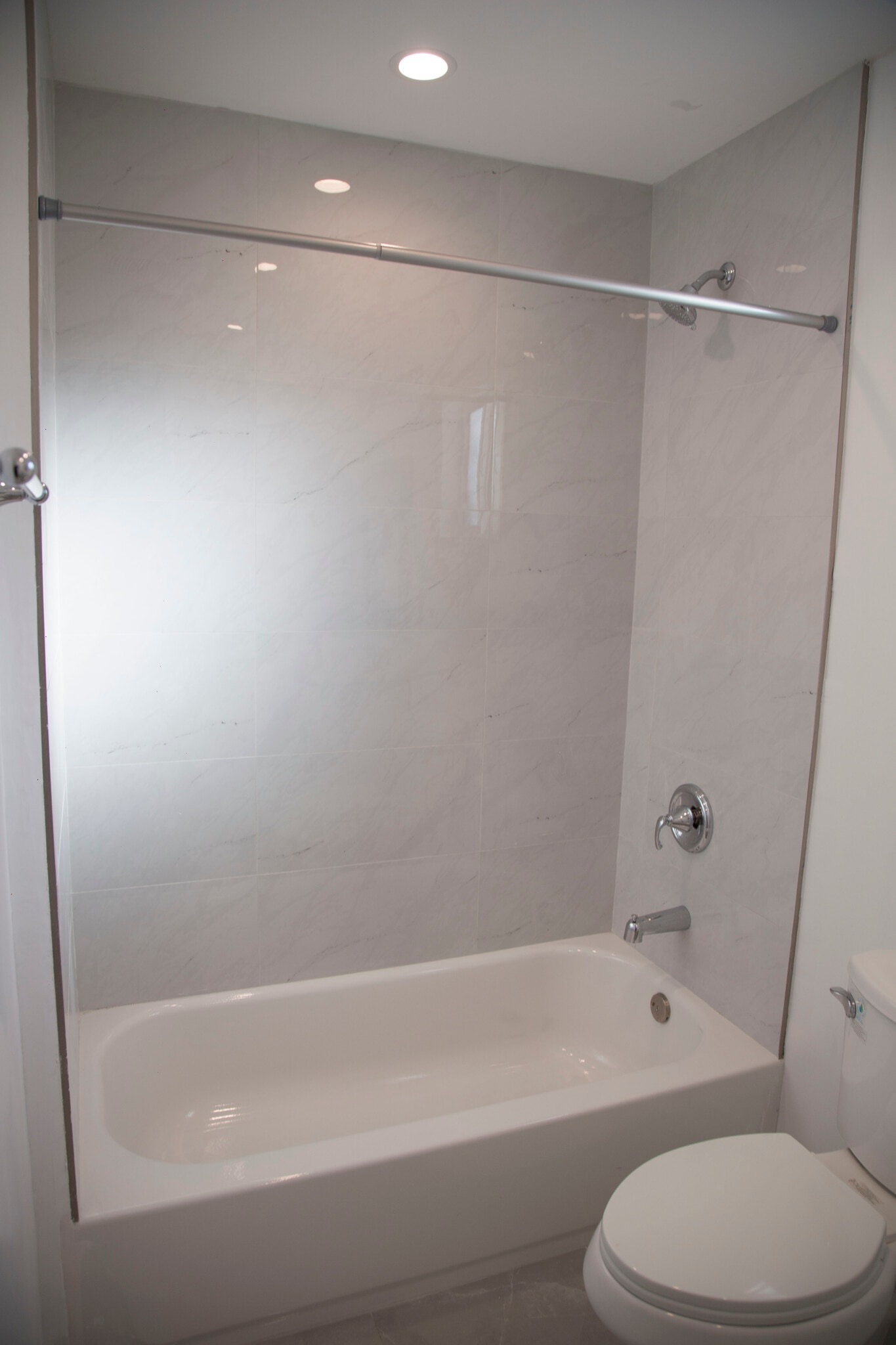 Building Photo - 6708 Morella Ave