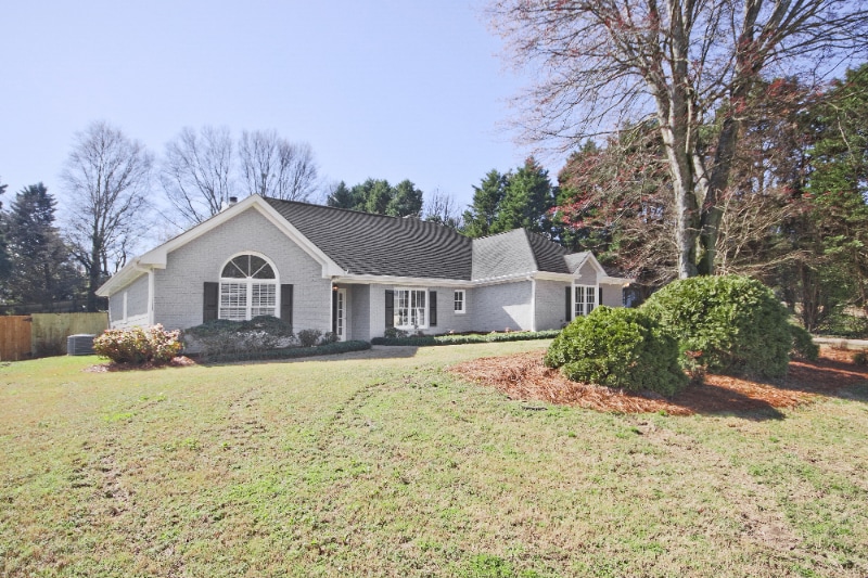 Primary Photo - 1411 Pinyon Pl