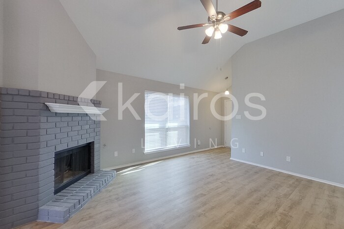 Building Photo - 11811 Asher Ln