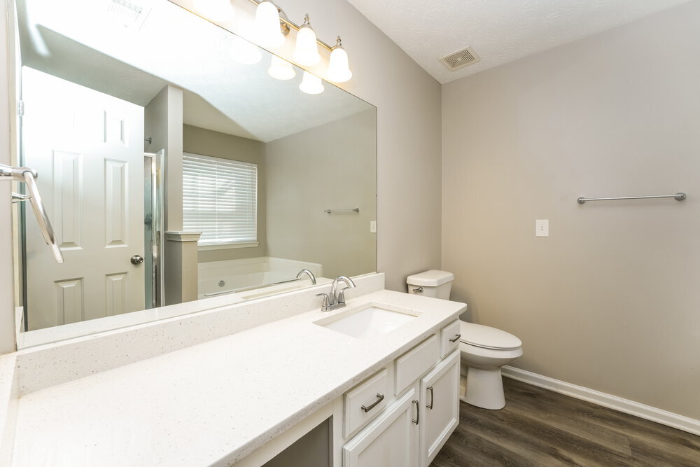 Building Photo - 731 Sugar Oak Ln