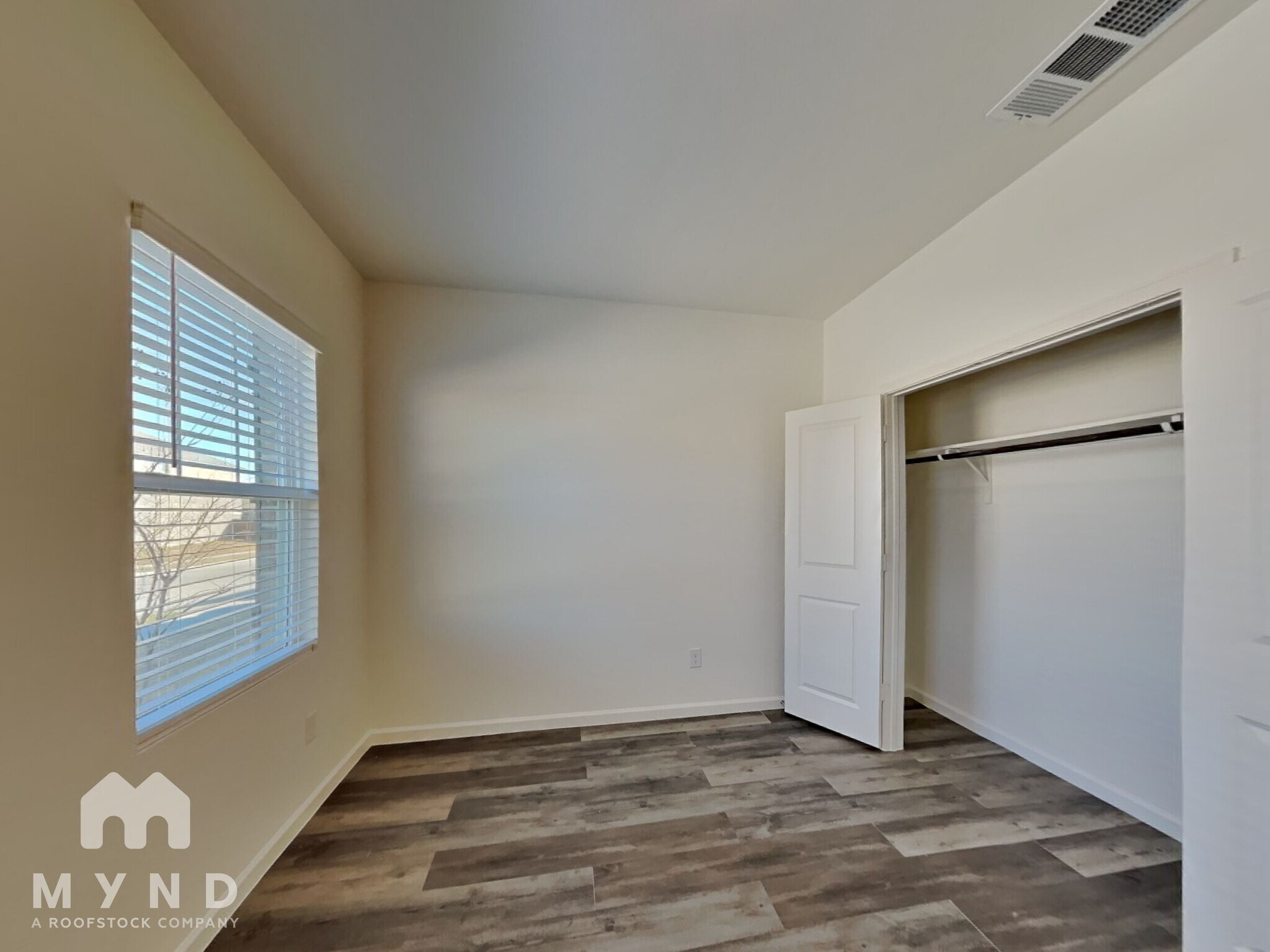 Building Photo - 5549 Ladytown Ln