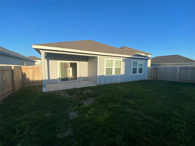 Primary Photo - 3976 Fringe Tree Ln