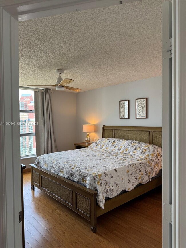 Building Photo - 3400 NE 192 St