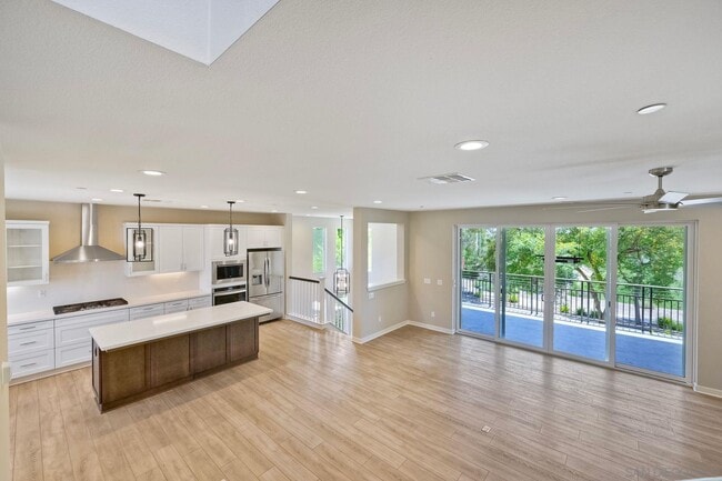 Building Photo - 16242 Camden Cir