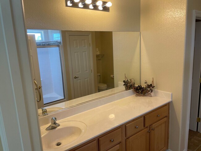 Building Photo - REALLY NICE HOME    NEVADA RANCH estates