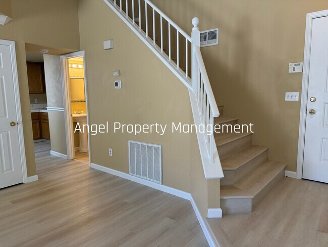 Building Photo - 7769 Heathston Ct