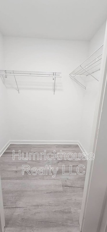 Building Photo - 438 Blue Rock Dr